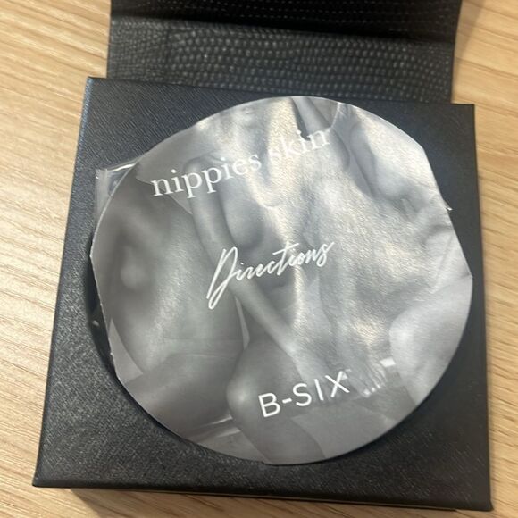 Nippies Adhesive Lifting Nipple Covers NEW $ 33 - Picture 7 of 7